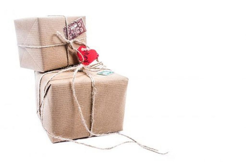 Corporate gifts in dubai