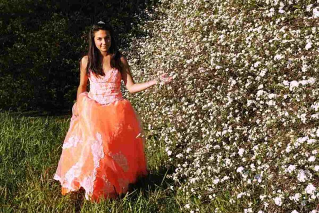 The Top 8 Purple Prom Dresses Of The Season